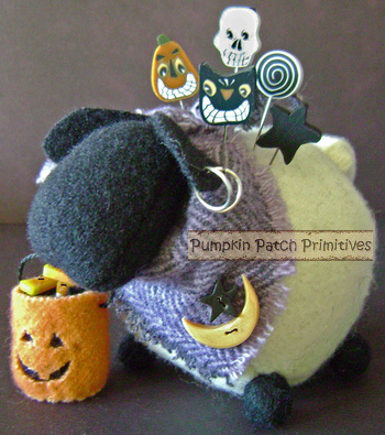 Ewe Look Fabulous Halloween Pincushion Kit
